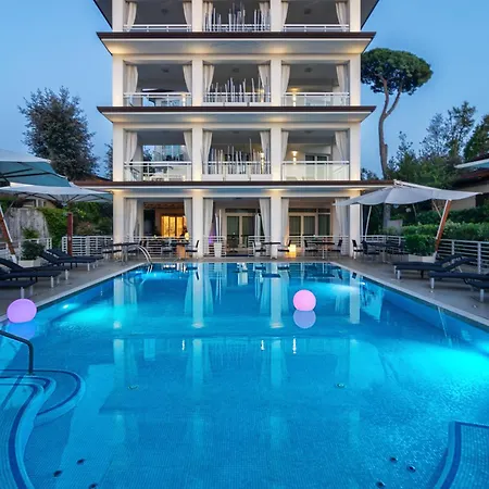 Park Hotel 3*